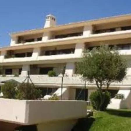 T1 - Senhora Da Rocha