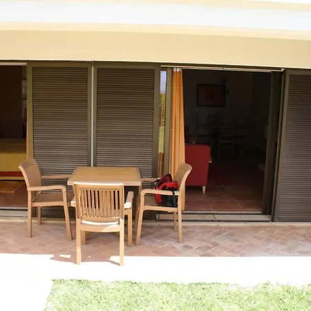 T1 - Senhora Da Rocha * Porches (Algarve)