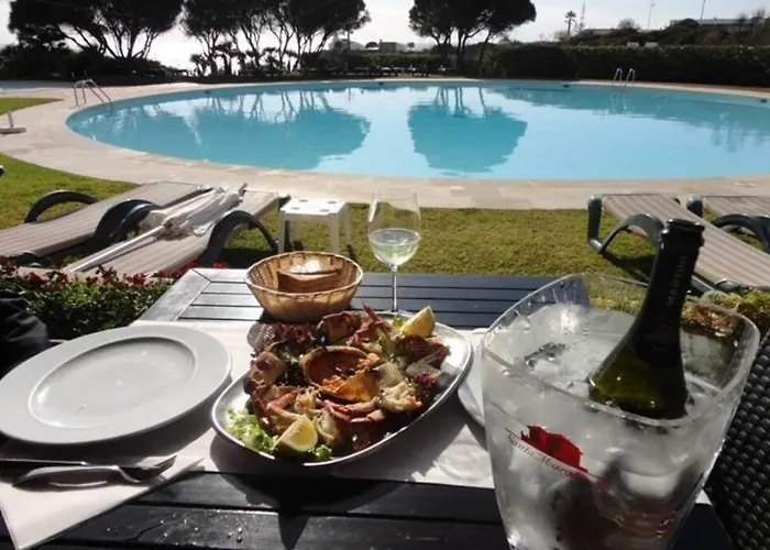 T1 - Senhora Da Rocha * Porches (Algarve)